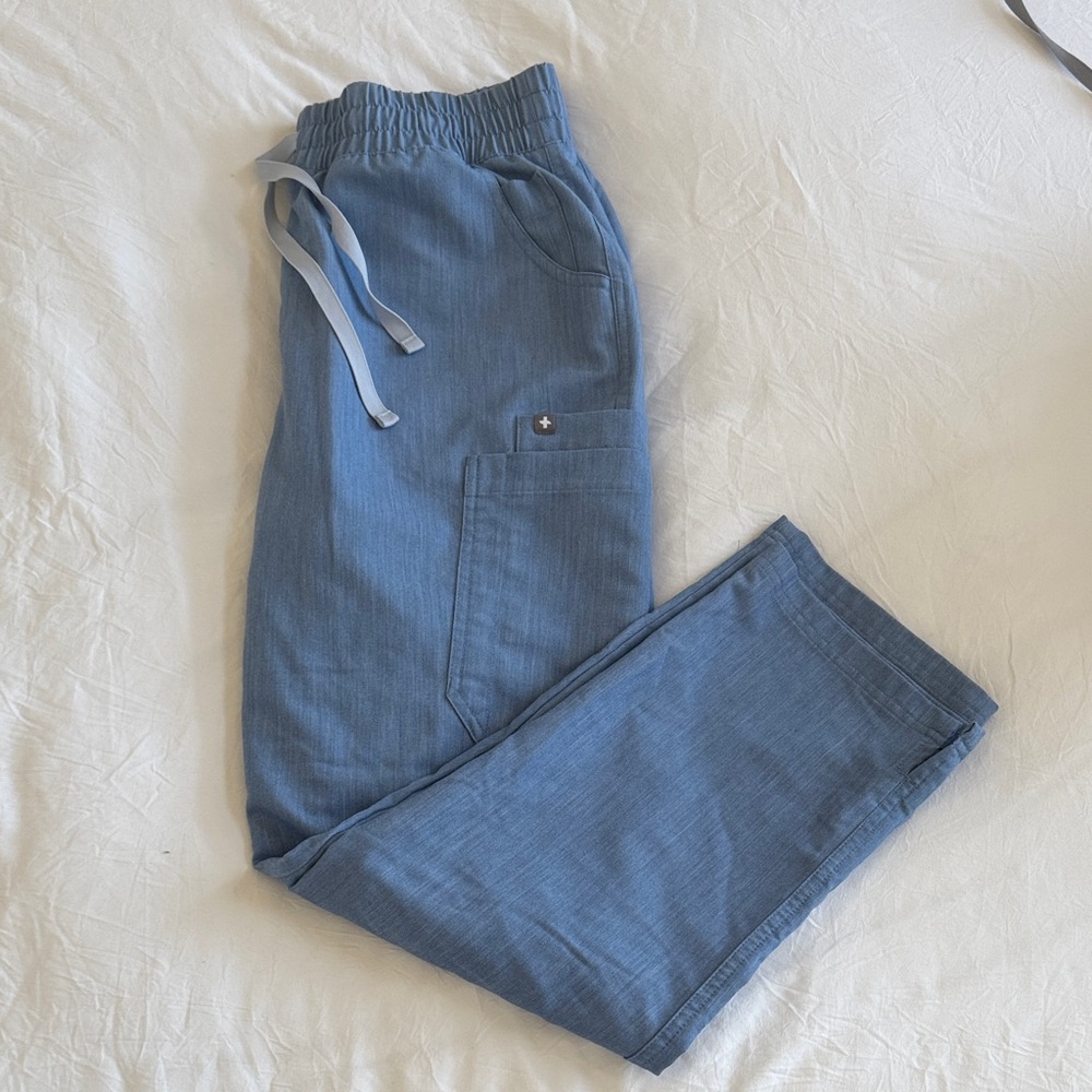 Heather Indigo Women’s Figs Scrub Pants Medium Petite